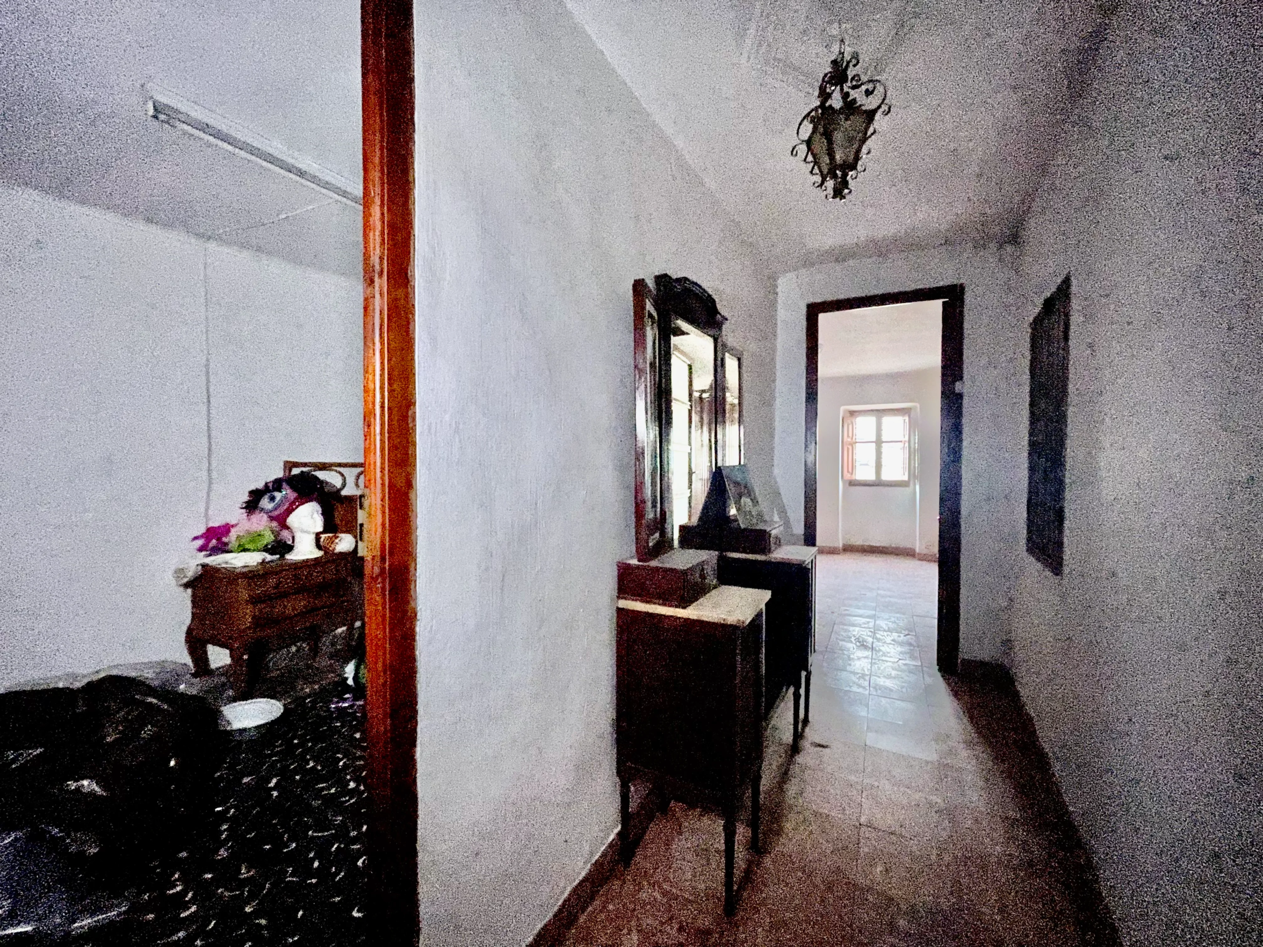 Casa en Benaguacil pasillo a habitaciones