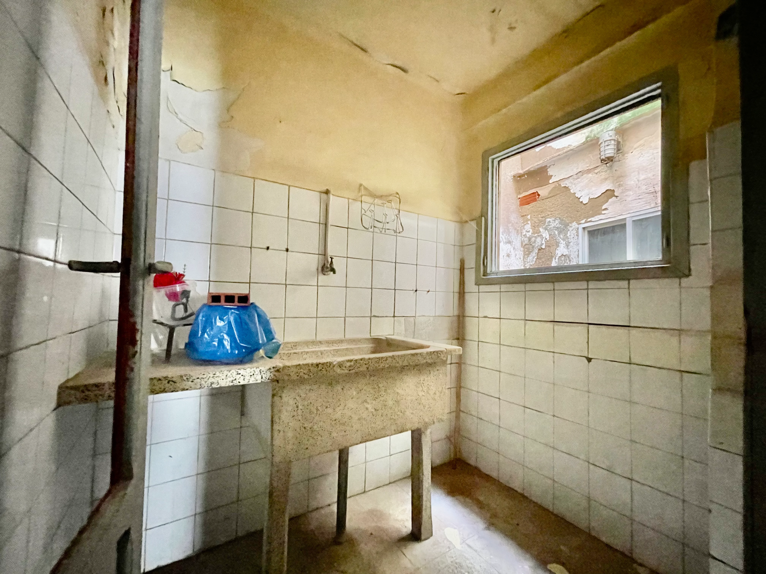 Casa para reformar baño