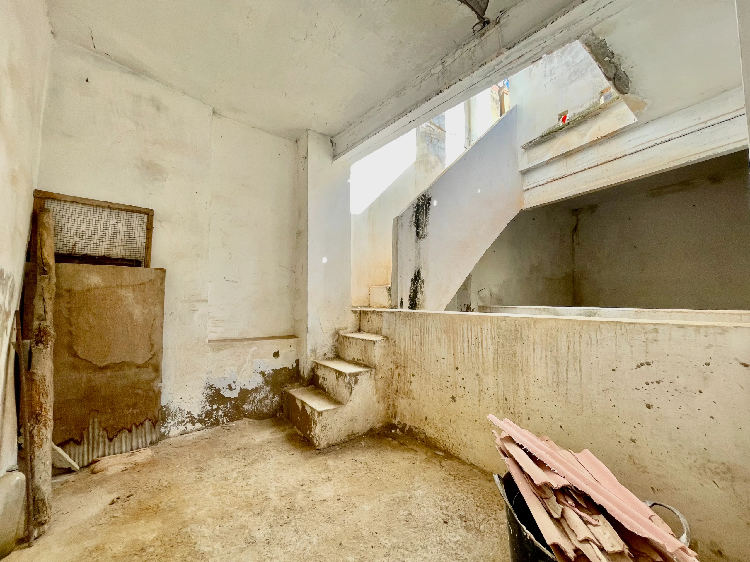 Casa para reformar escaleras