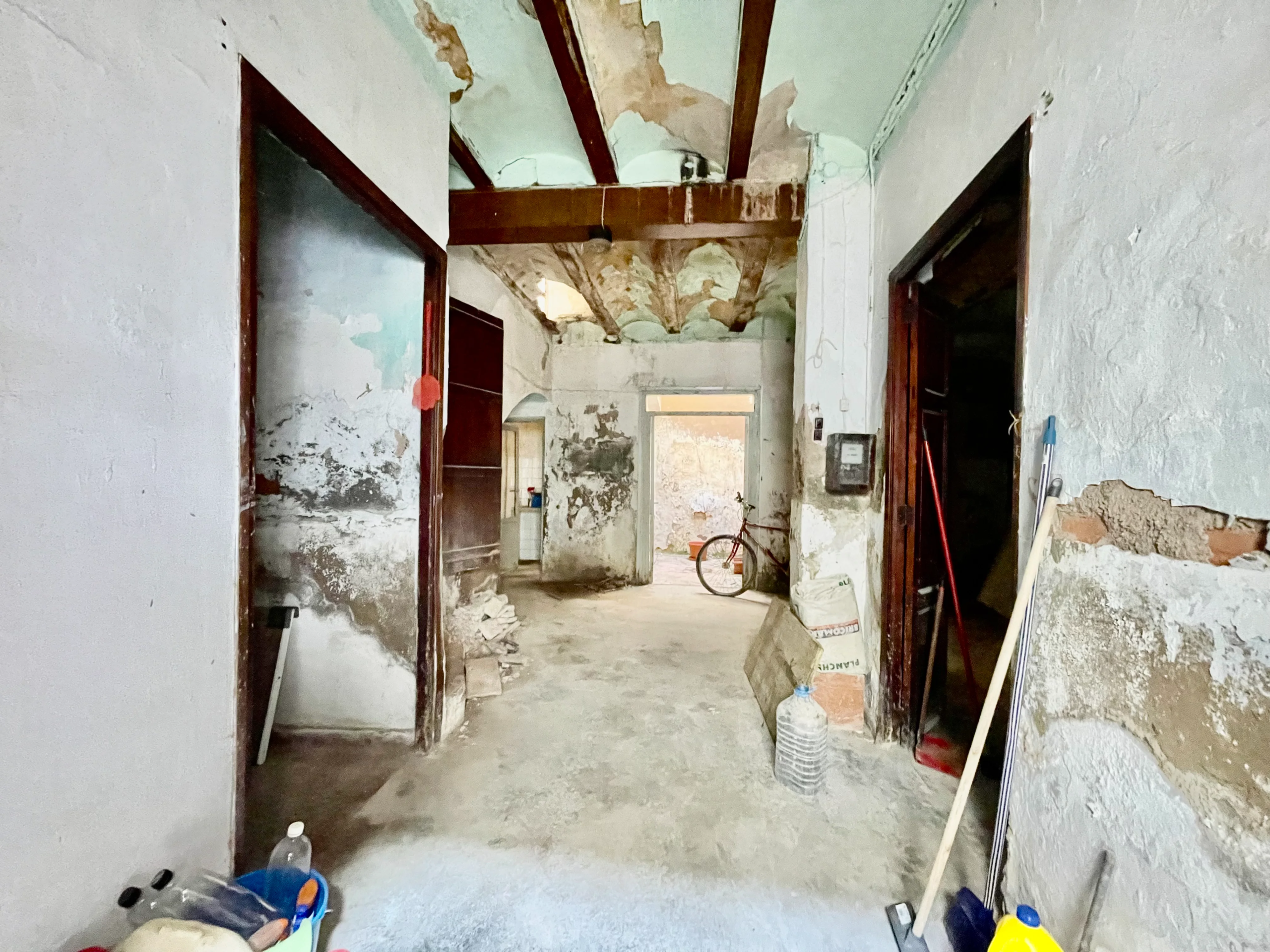 Casa para reformar recibidor