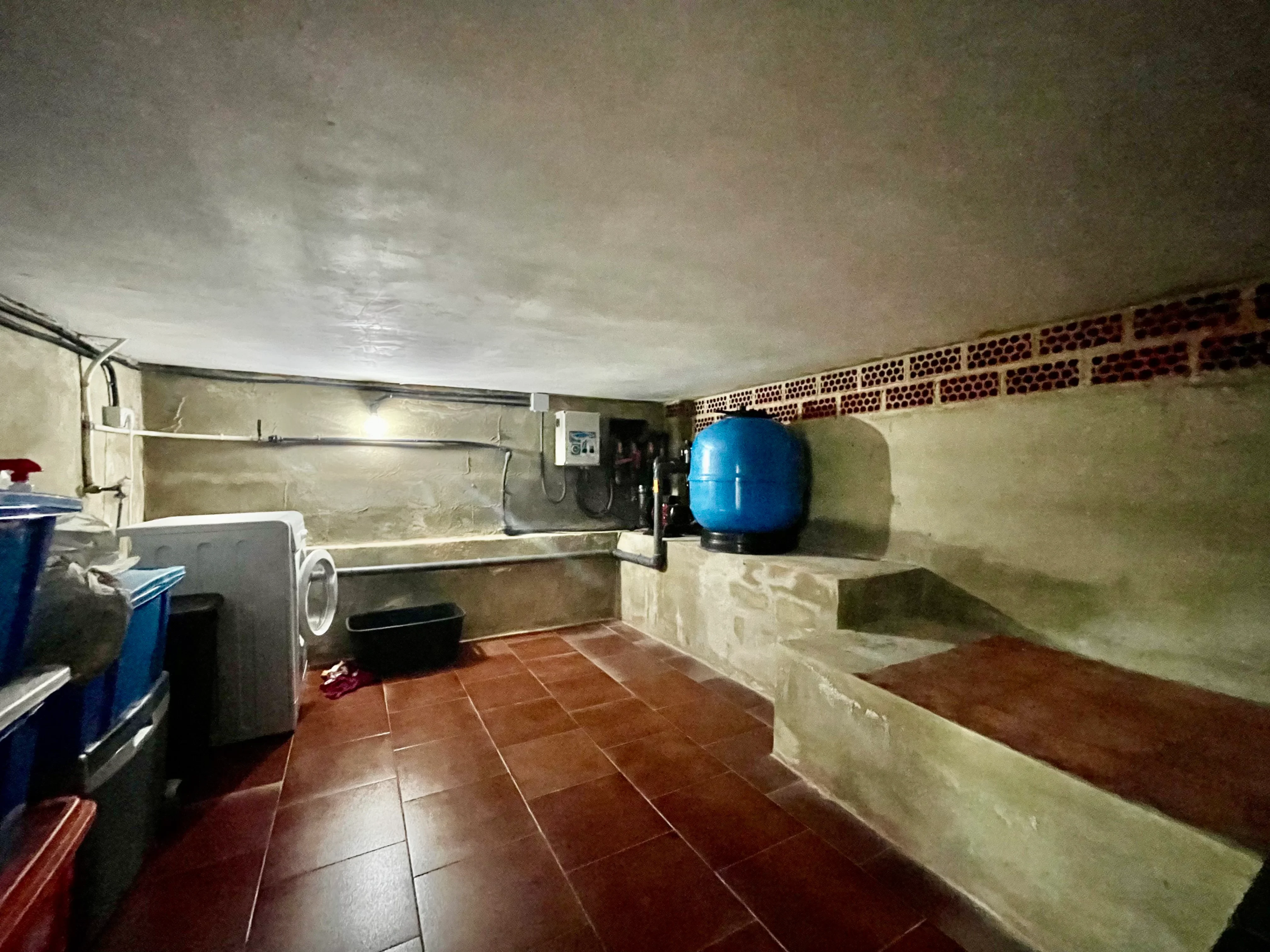 Sótano para actividades en chalet