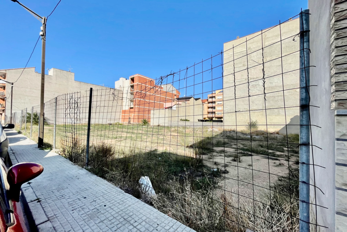 Terreno visto desde el extremo derecho