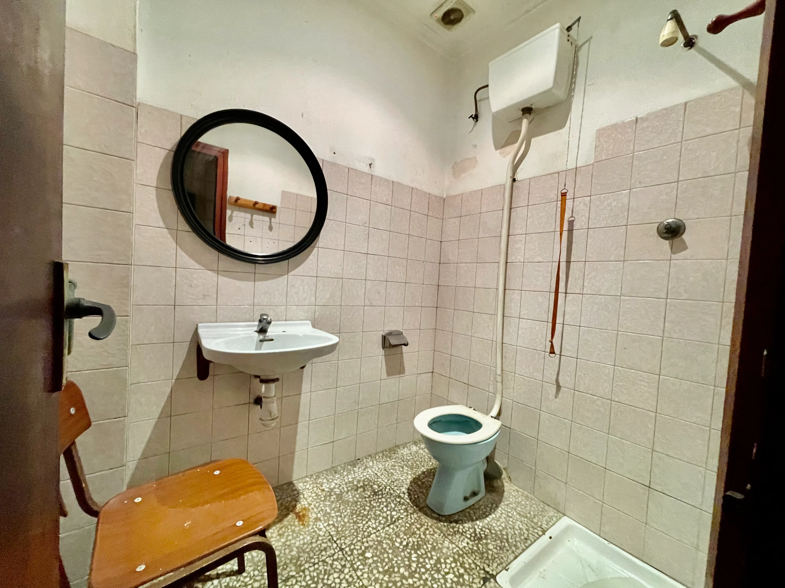 local baño